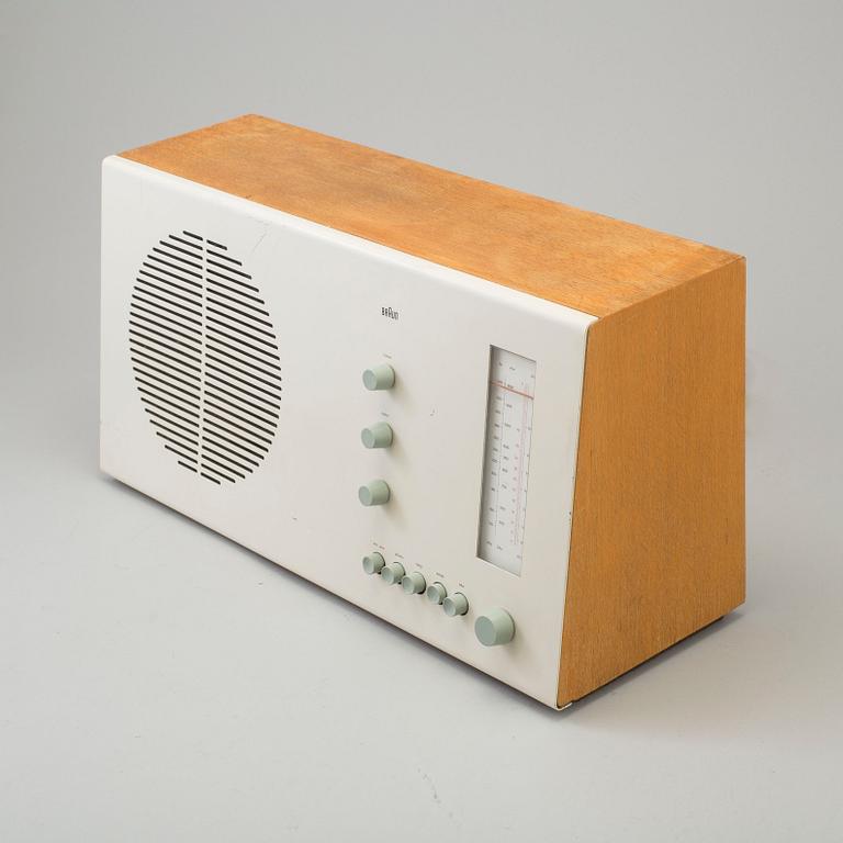 DIETER RAMS, radio "Tischsuper -
 RT20 S", formgiven 1961.