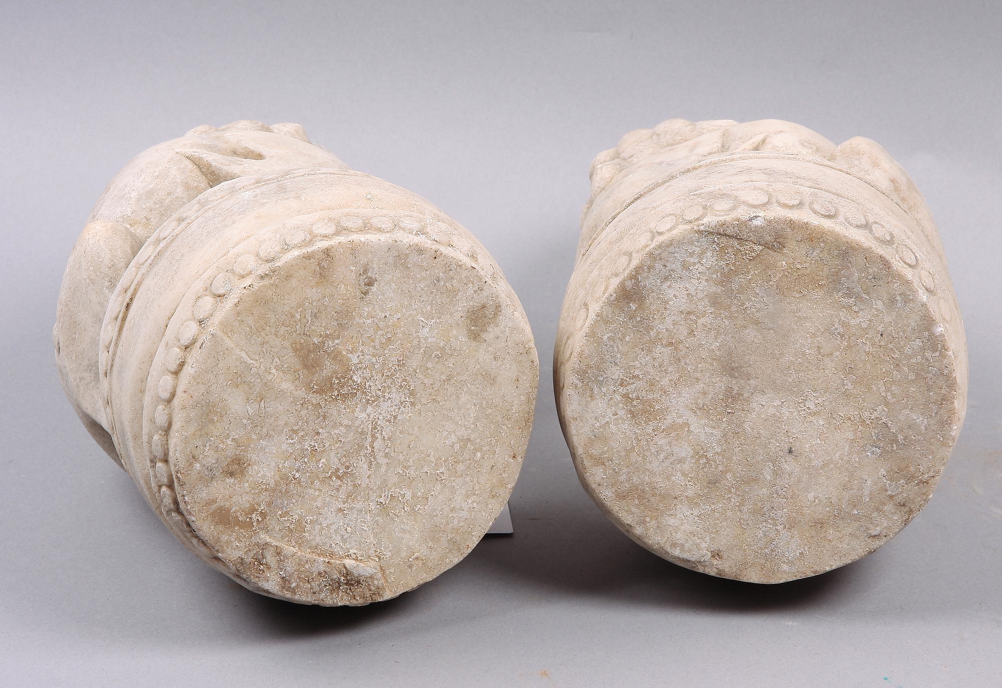 FIGUINRER, ett par, stenmassa, Kina.