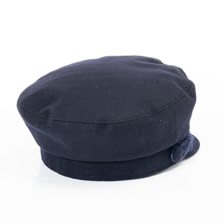 Chanel, vega cap/ship captain's cap, size M.