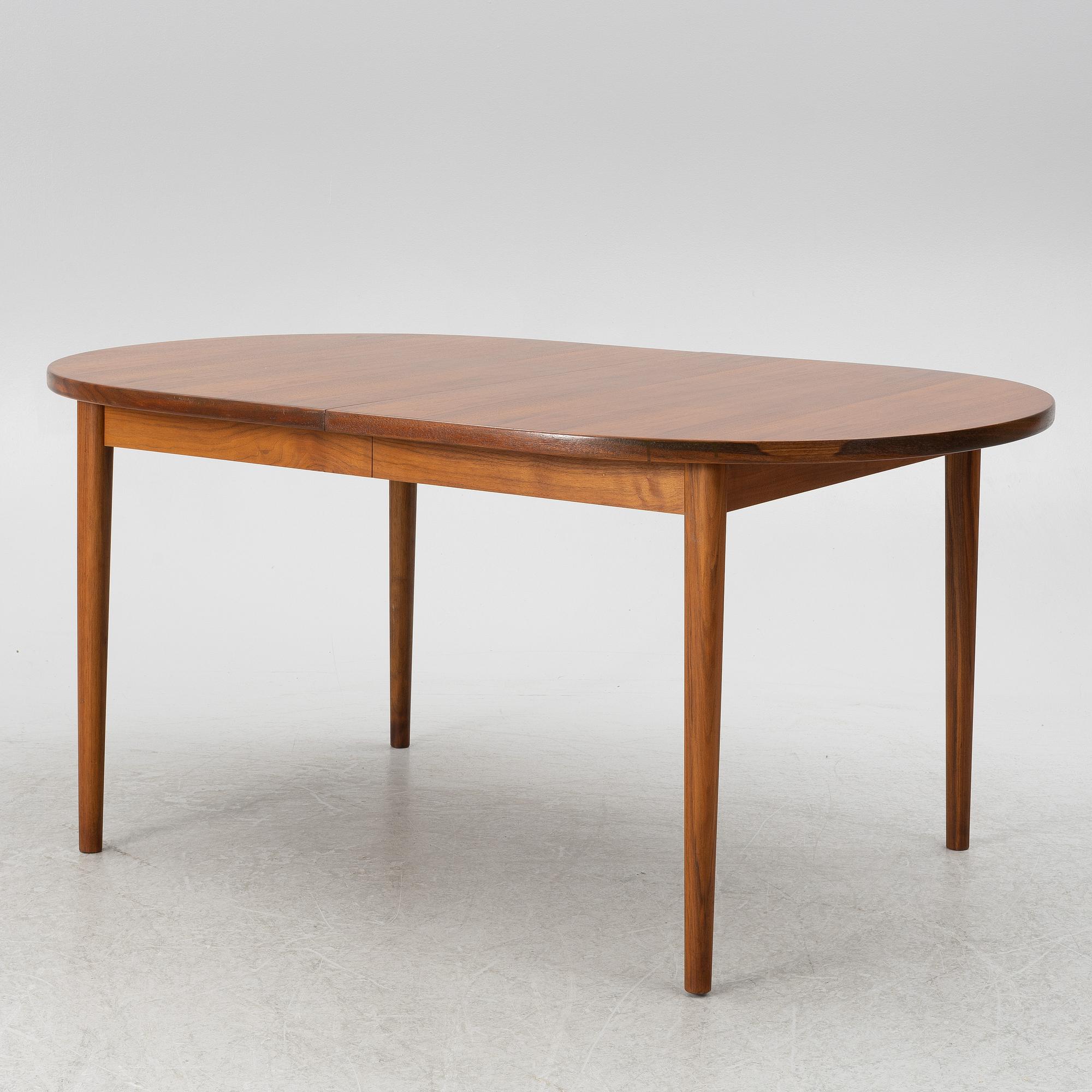 Nils Jonsson, matbord med 6 stolar, Troeds.