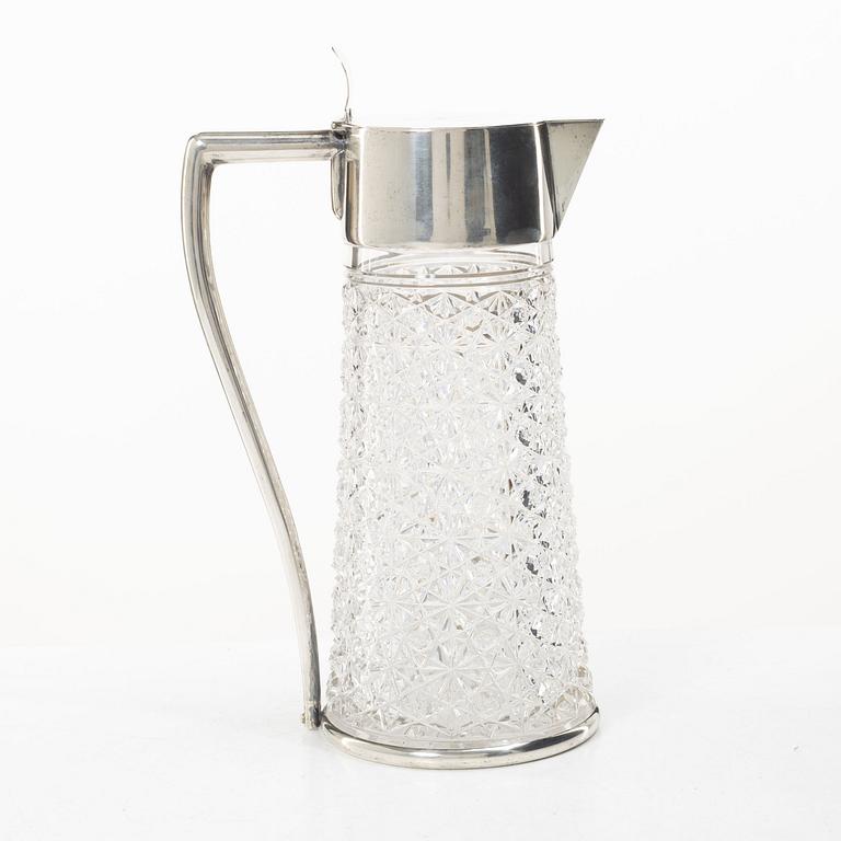 Vinkanna, glas och silver, CG Hallberg, Stockholm, 1901.