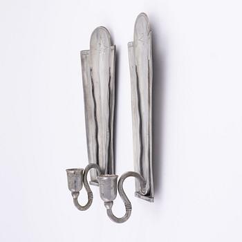 A pair of pewter wall sconces, Taidetakomo Antti Hakkarainen, Finland, 1930-tal.