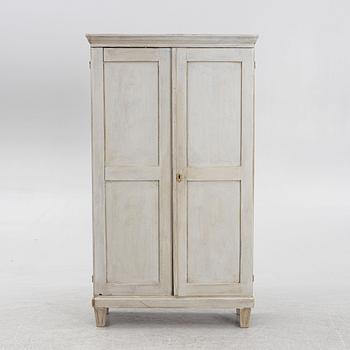 A cabinet, 19th Century.