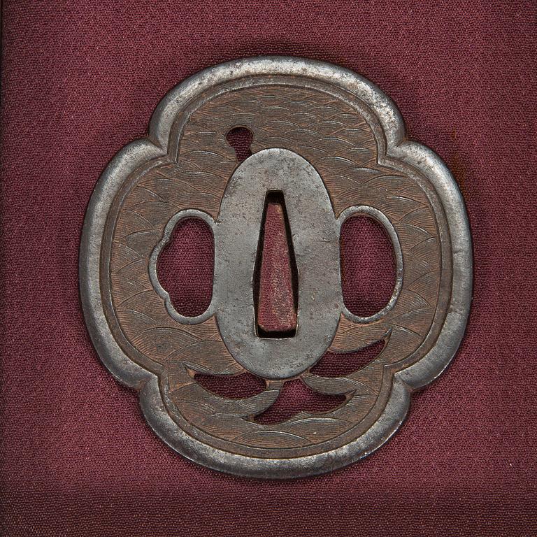 Tsuba, 3 st, Japan, Edo.