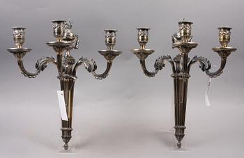 VÄGGAPPLIQUER, ett par, mässing Louis XVI-stil.