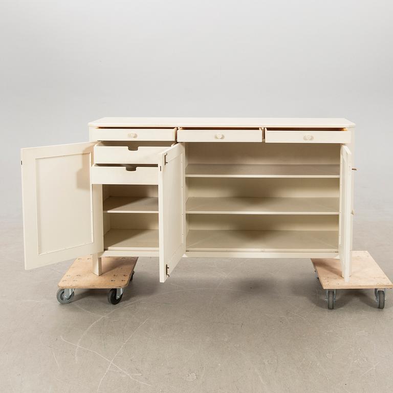 Carl Malmsten, sideboard "Herrgården" Waggeryds Möbelfabrik, second half of the 20th century.