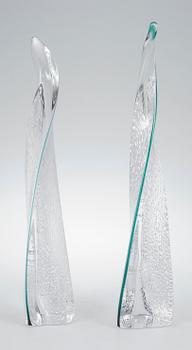 HÅKAN GUNNARSSON, obelisker, ett par, glas, unikat, Strömbergs hyttan, 2003.