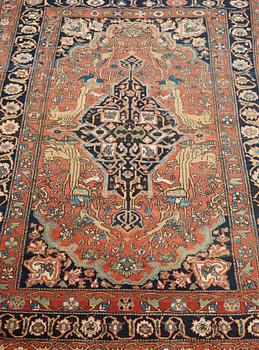 RUG. Semi-antique Sarouk. 201,5 x 127,5 cm.