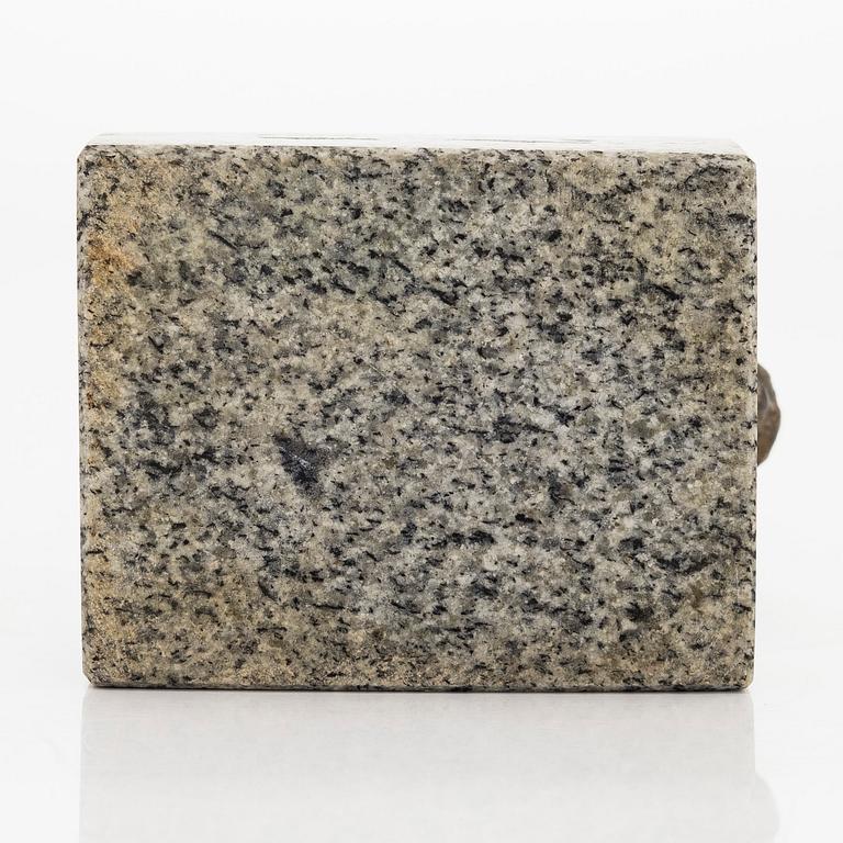 Erkki Mykrä, Bust of a Woman.