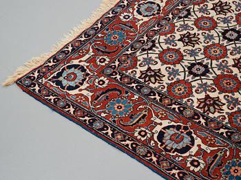 Matto, semi-antique Veramin, ca 317-323 x 196-200 cm.