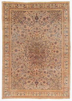 An antique 'Haj Jalili' Tabriz carpet, Northwest Persia, c. 430x310 cm.