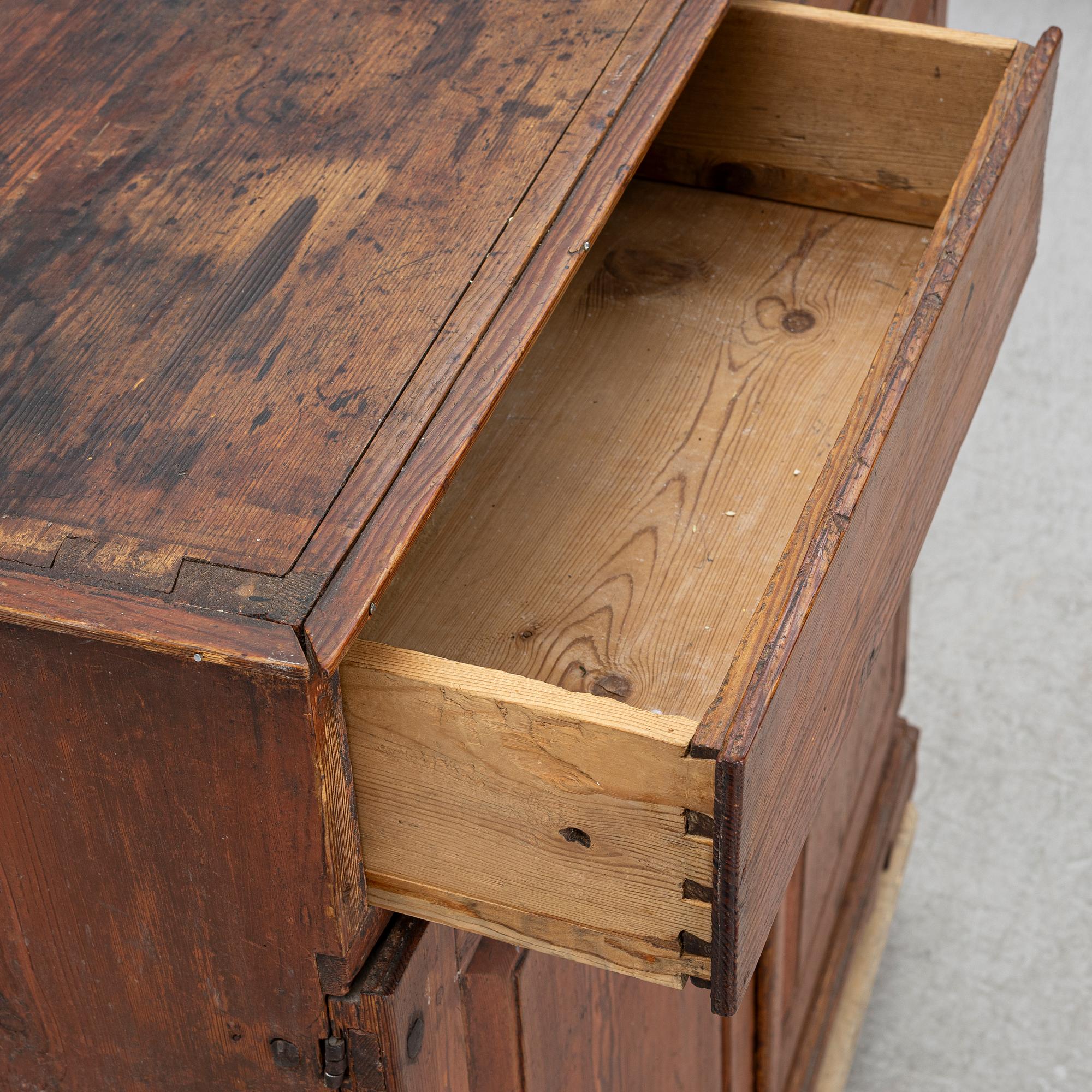 A 19th century cabinet.