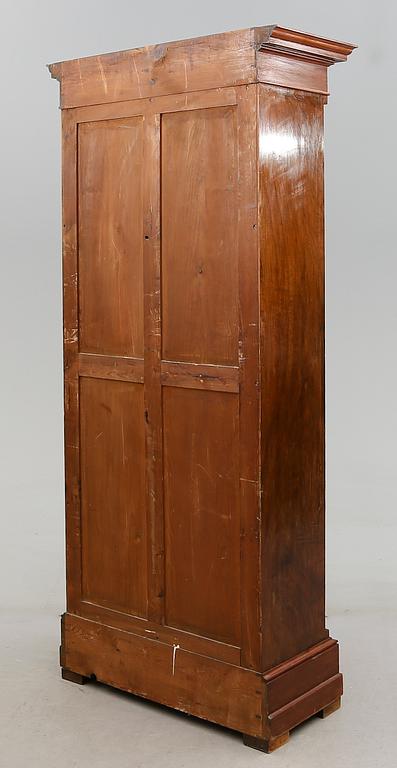 BOKSKÅP, 1800-talets andra hälft.