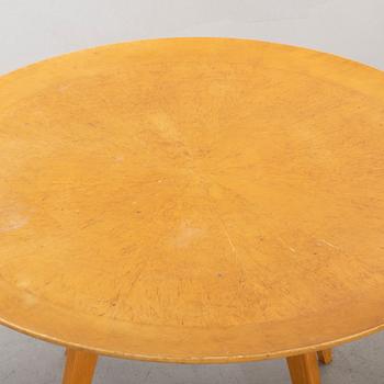 A COFFEE TABLE FROM NORDISKA KOMPANIET MID 20TH CENTURY.