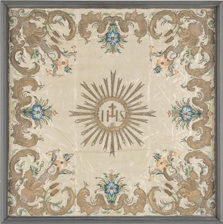 KALKDUK siden, broderad med silvertåd, 1700-tal.