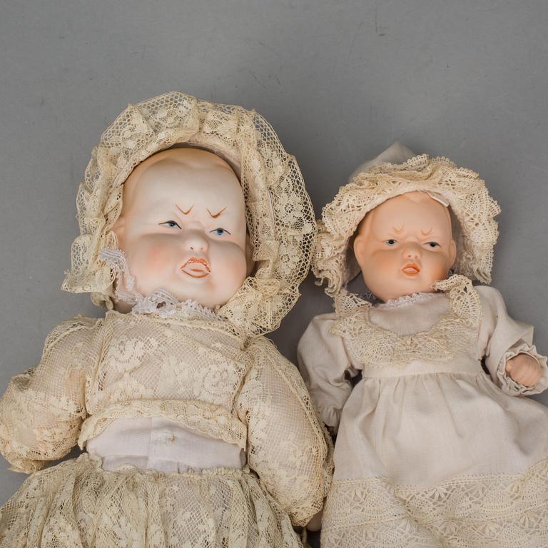 DOCKOR, 2 st, porslin. 1900-tal.