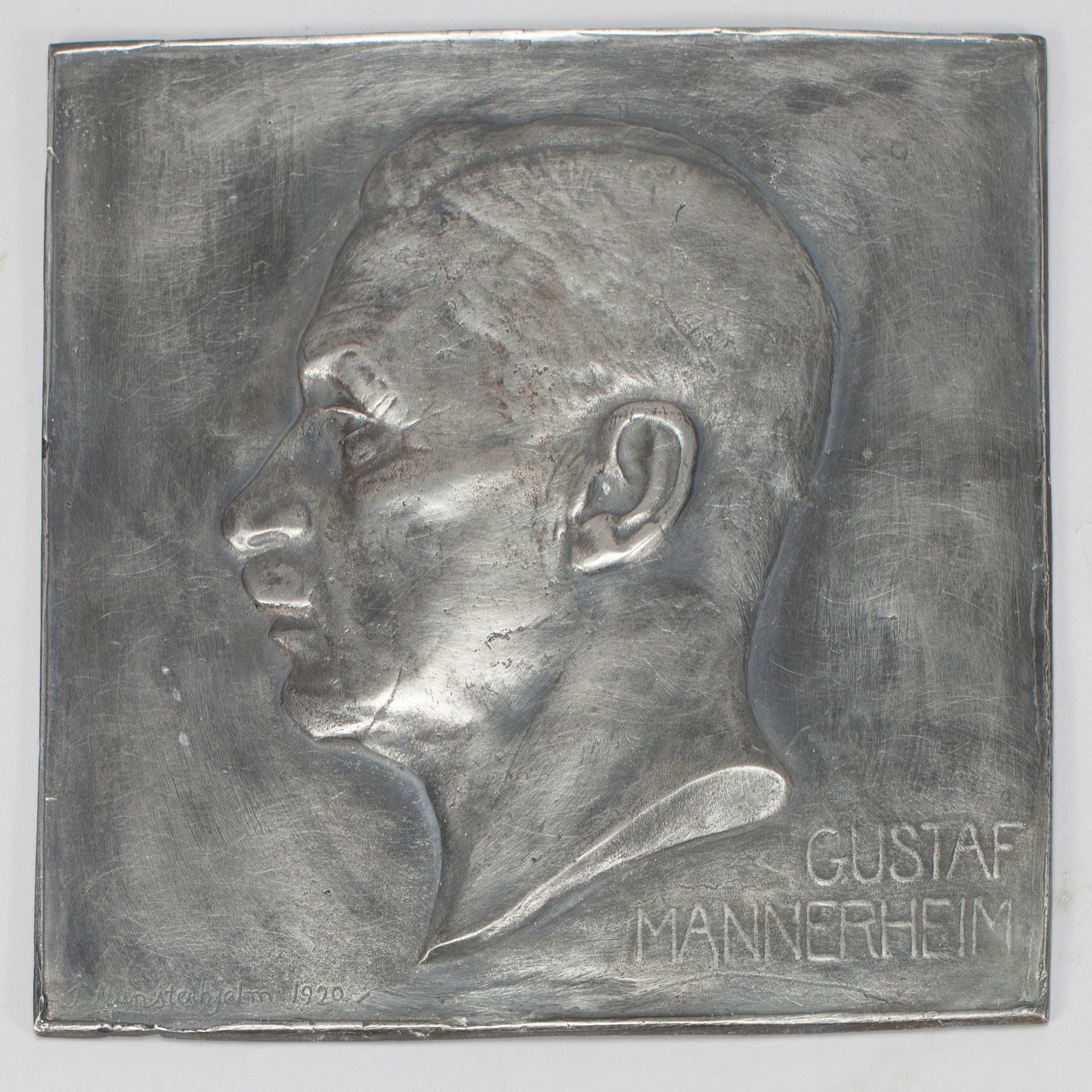 JOHN MUNSTERHJELM, relief, signerad och daterad 1920.