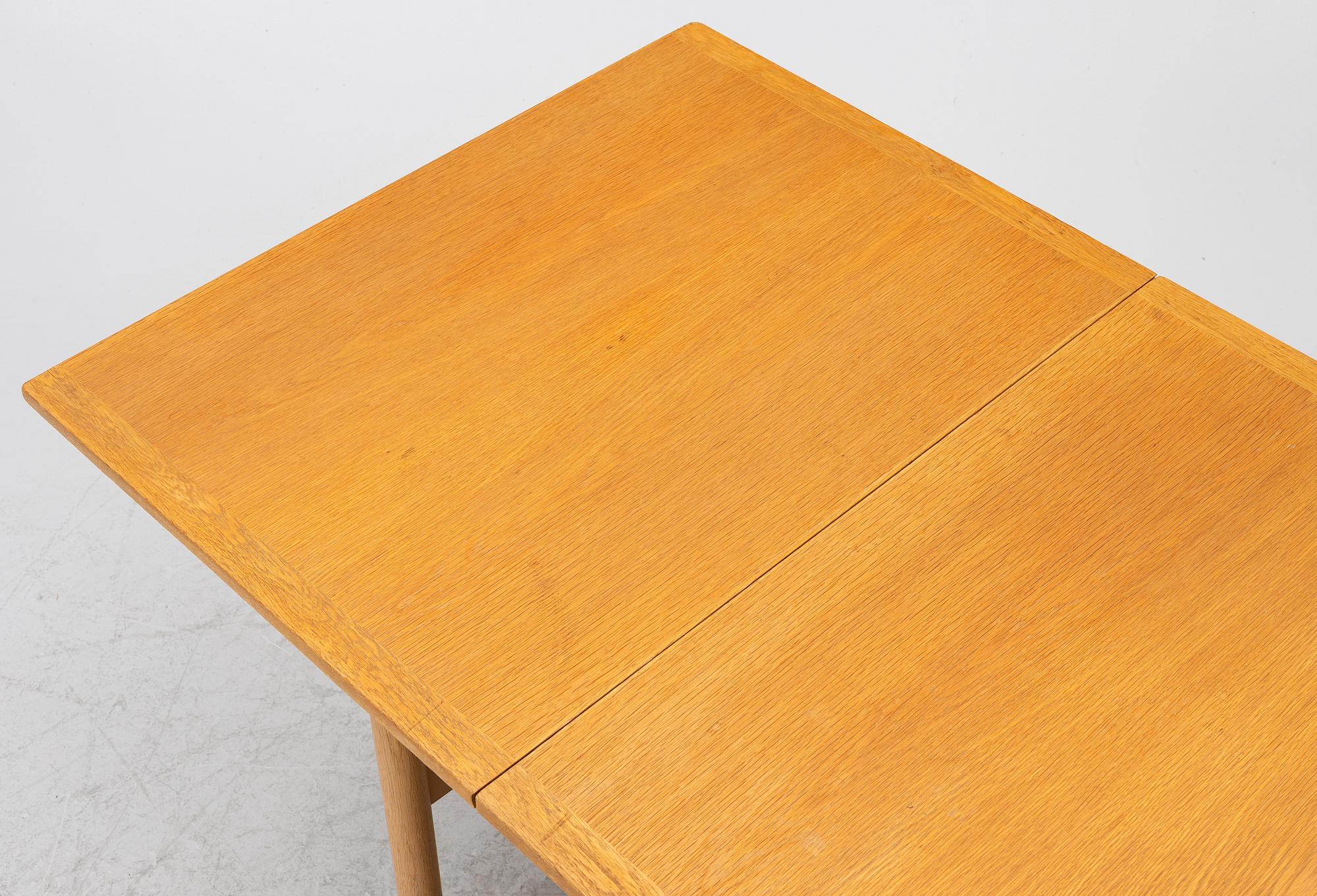 Yngvar Sandström, Dining table, from the Triva series for Nordiska Kompaniet, NK, 1950s/60s.