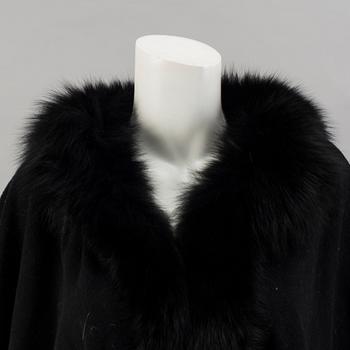 A cape from HPI of Sweden.