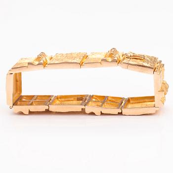 BJÖRN WECKSTRÖM, A 14K gold bracelet "Quadrate forms". Lapponia 1970.