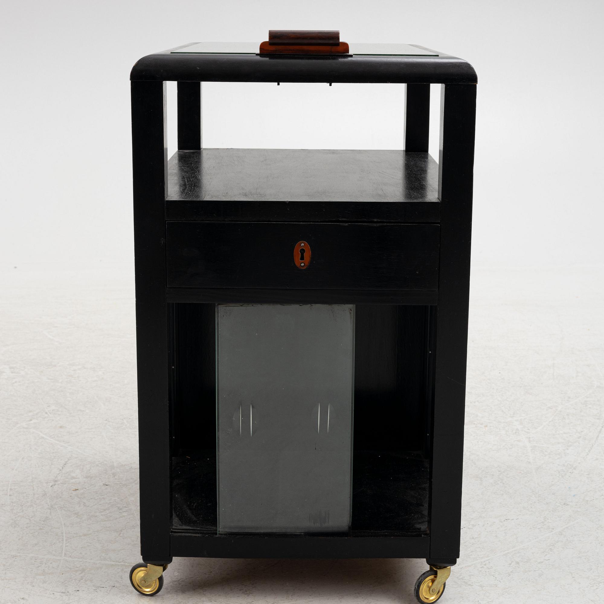 A Swedish Art Deco bar cabinet, 1930's.