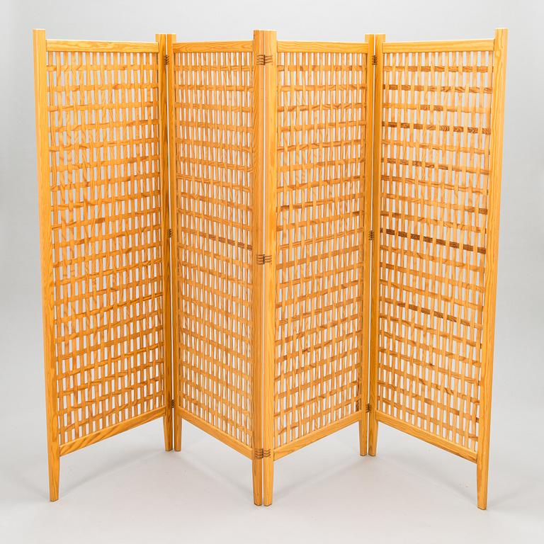 A mid-20th century 'Spåna' folding screen for Alberts Tibro.