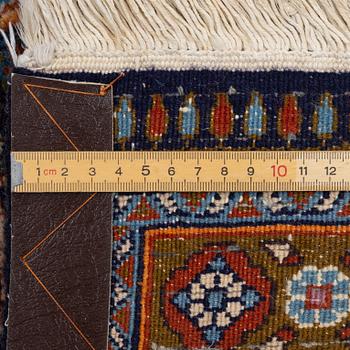 Rug, Moud, approx. 397 x 293 cm.