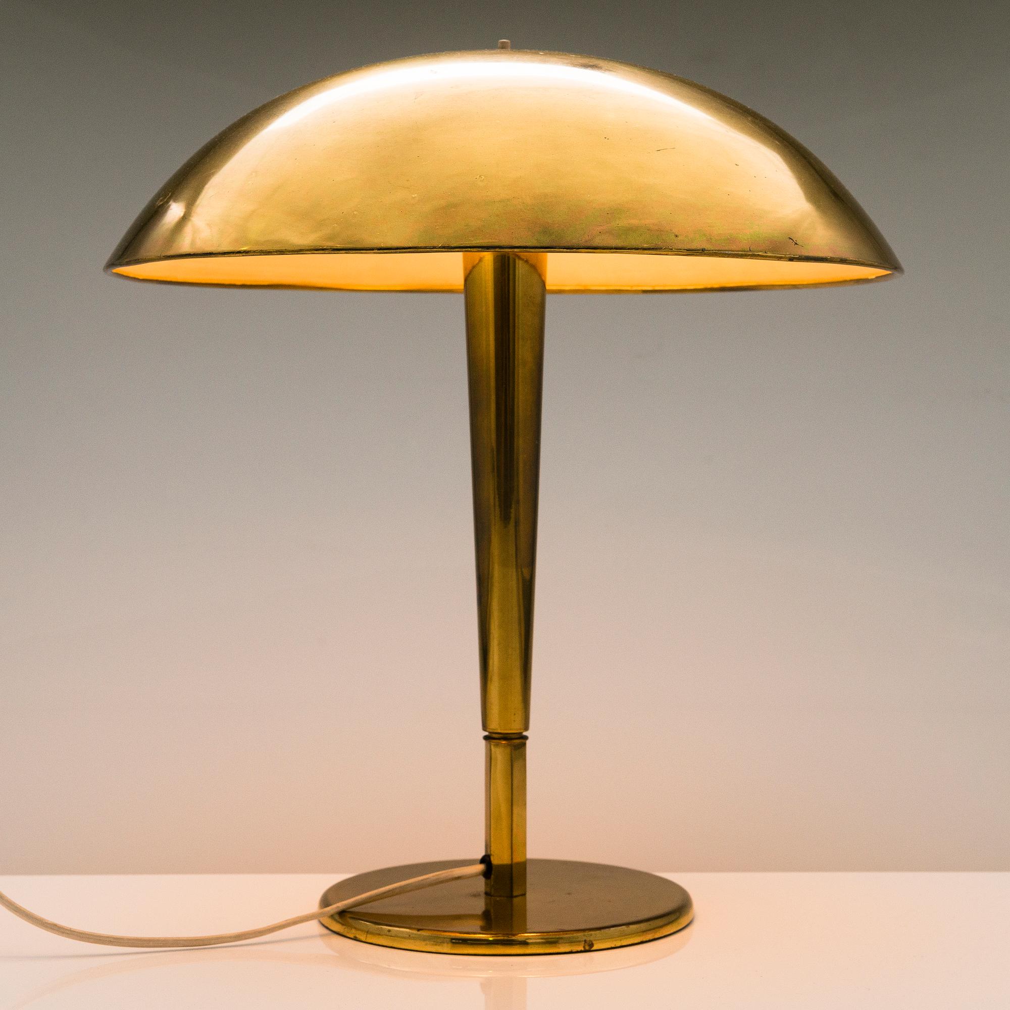 PAAVO TYNELL, A1930/1940s table lamp model 5061 for Taito/Idman Finland.