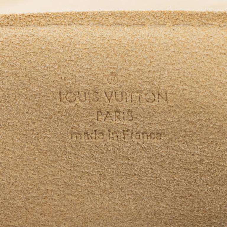 Louis Vuitton, A monogram canvas 'Beverly MM', 2007.