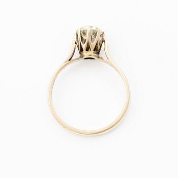 Ring, 18K white gold with brilliant-cut diamond.