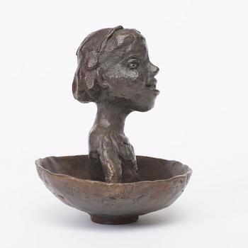 Lena Cronqvist, "Flicka i skål IV".