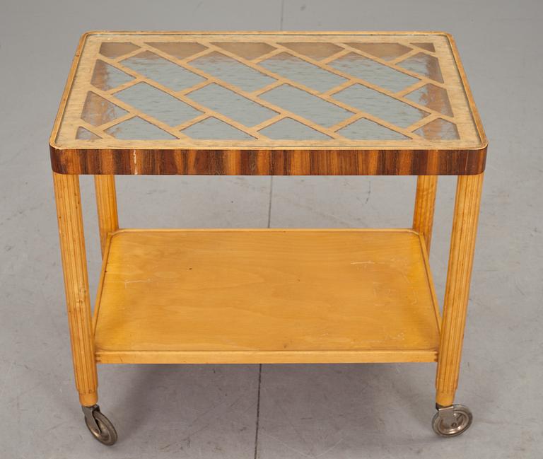 SERVERINGSVAGN, 1900-talets mitt.