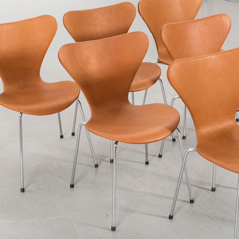 ARNE JACOBSEN, 6 st stolar, "Sjuan", Fritz Hansen.