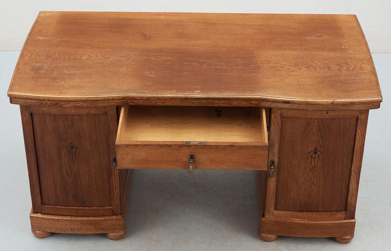 SKRIVBORD, 1920/30-tal.