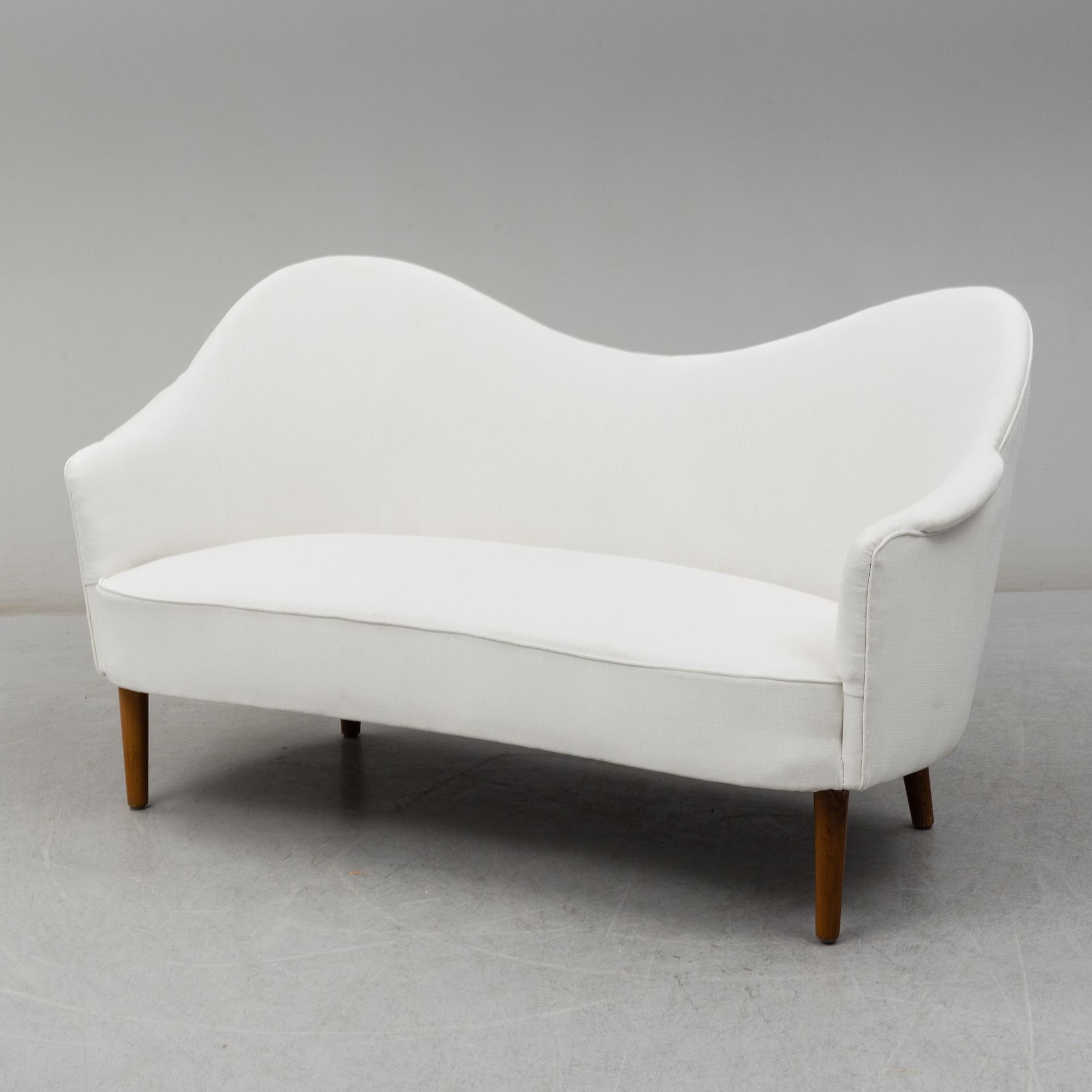 A 'Samspel' sofa by Carl Malmsten.