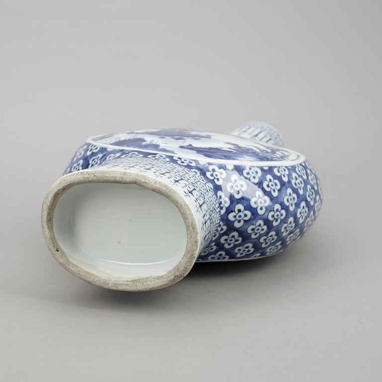 PILGRIMSFLASKA, porslin, Kina, 1800-talets slut.