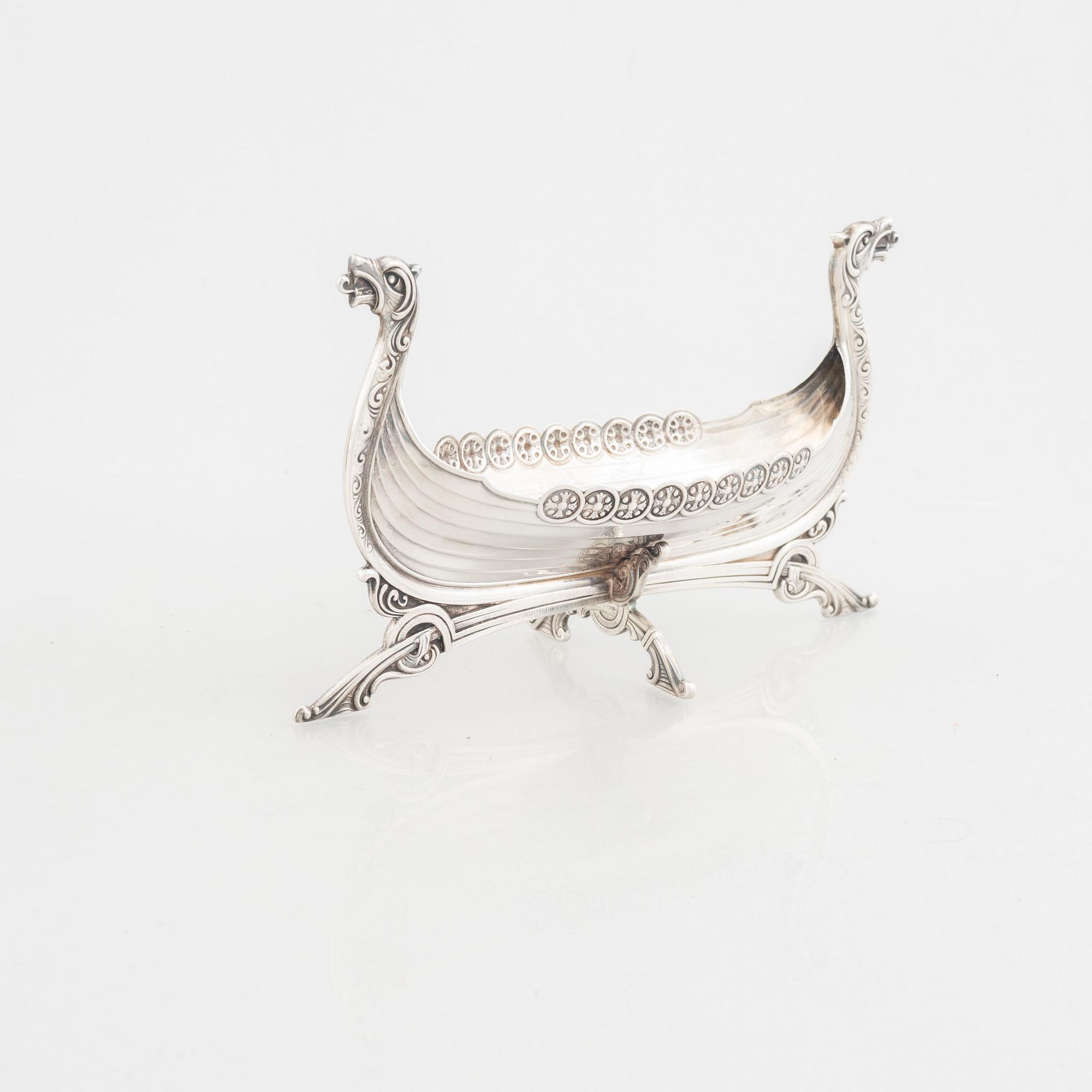A silver bowl, Norway, 20th century.