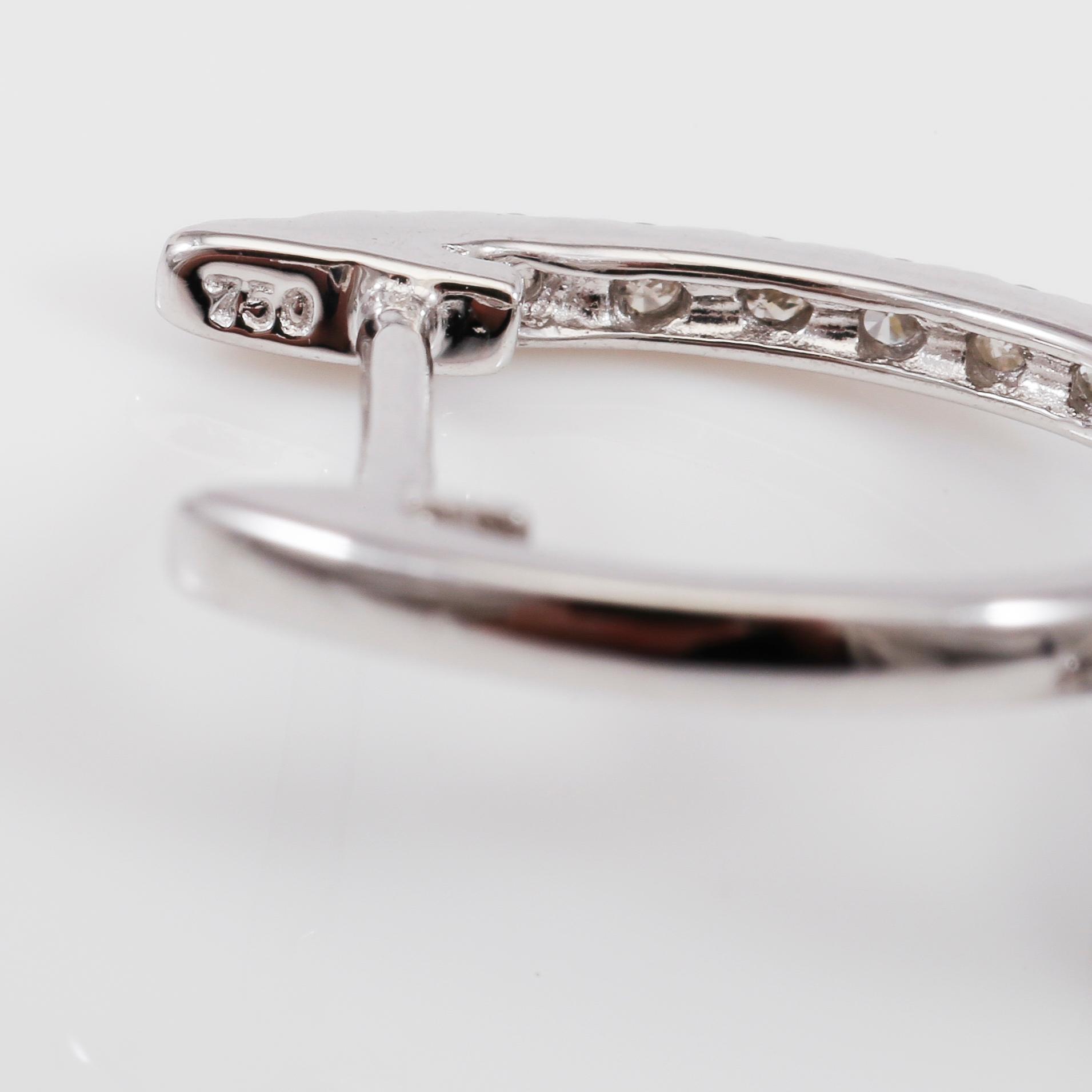 ÖRHÄNGEN, 1 par, blå safirer totalt ca 1,90 ct, diamanter totalt ca 0,55 ct.