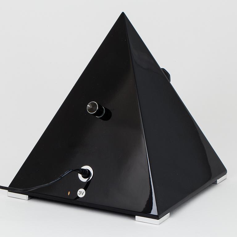 MODALO, winder, ca 20 x 20 x 21 cm.