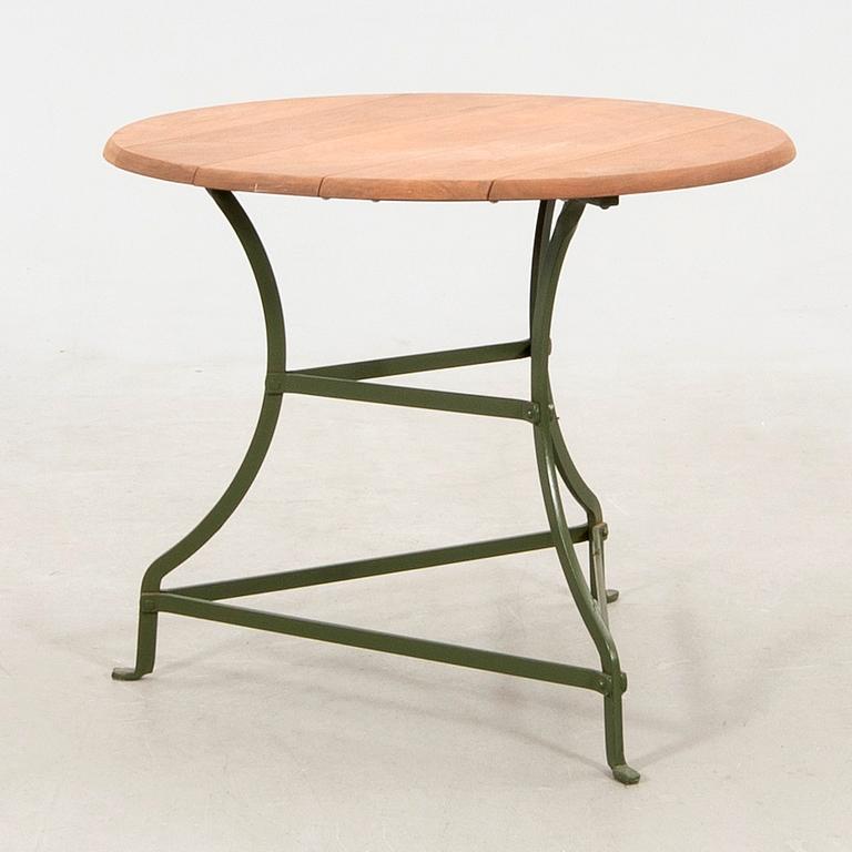 Trädgårdsbord, "café table"  Hope 2000-tal.