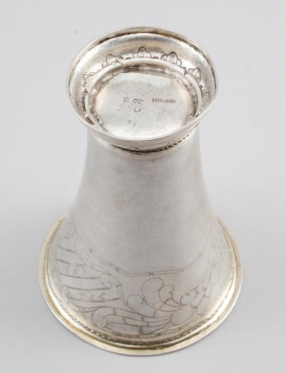 BÄGARE, silver, Stephan Halling, Örebro 1778. Vikt ca 250 gram.