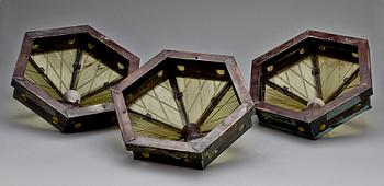 VÄGGLYKTOR, 3 st, 1900-talets andra hälft.