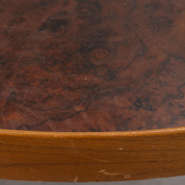 Josef Frank, soffbord, mindre variant av modell 2139, Firma Svenskt Tenn, före 1985.