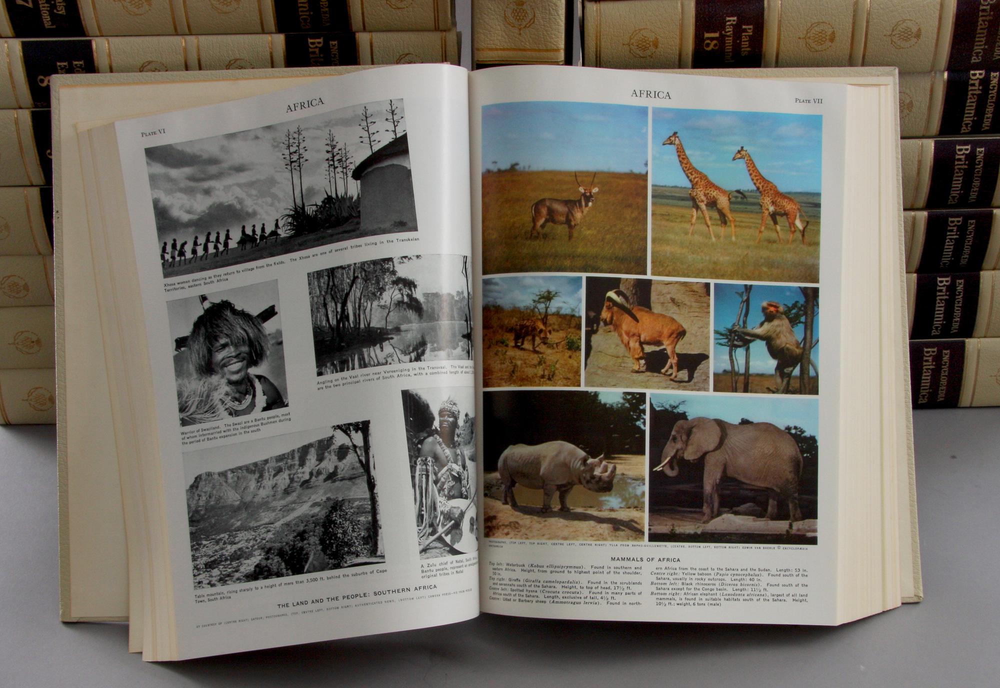 BOK, 24 vol, "Encylopaedia Britannica".