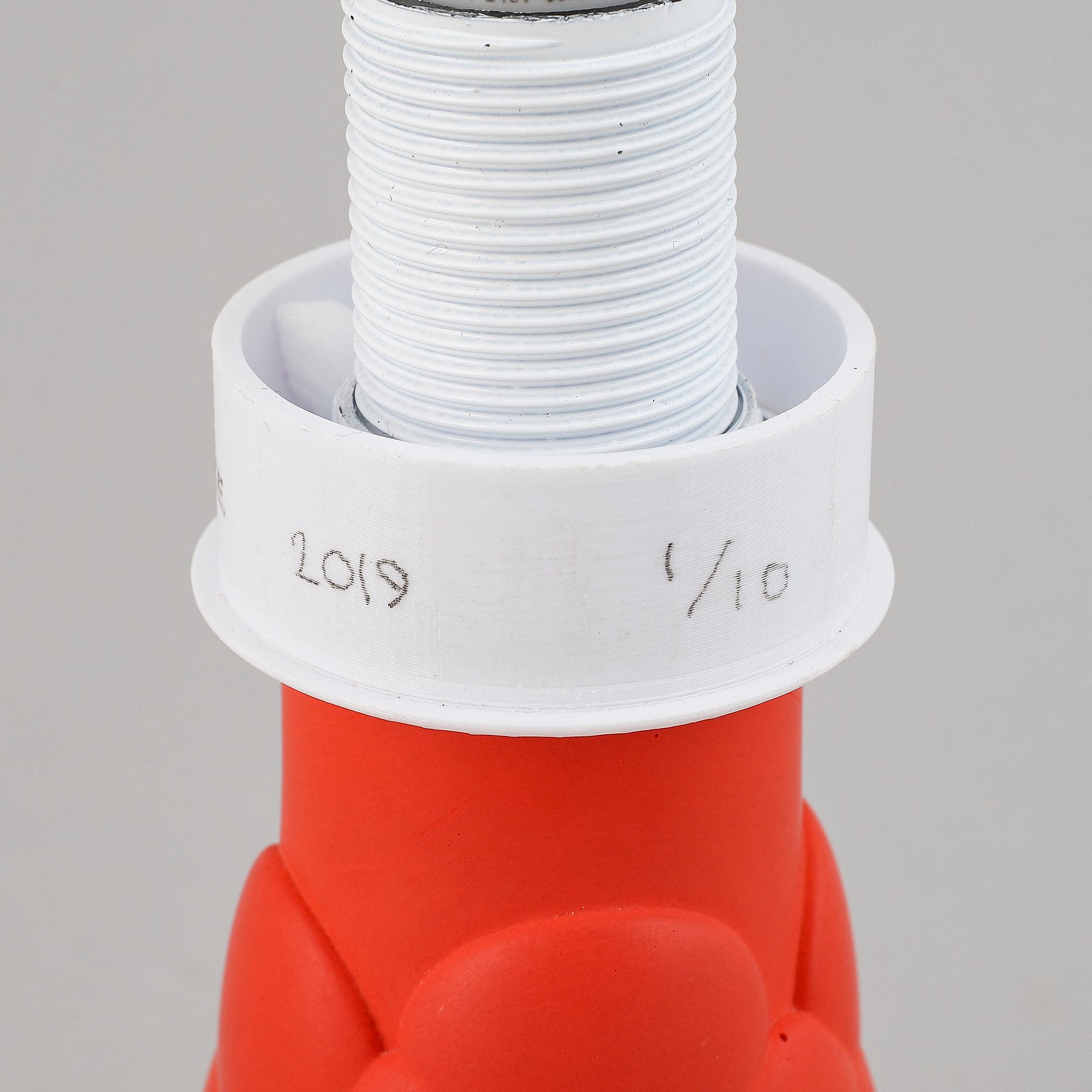 FÄRG & BLANCHE, "The Baker's Lamp", edition 1/10, 2019.