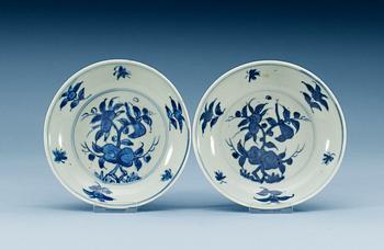 A pair of blue and white dishes, Ming dynasty (1368-1644).
