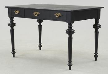 SKRIVBORD, nyrenässans, 1800-talets slut.