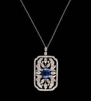 A W.A. Bolin platinum, blue sapphire, app. 4.60 cts, and diamond pendant/brooch, tot. 4.69 cts. Stockholm 1930.