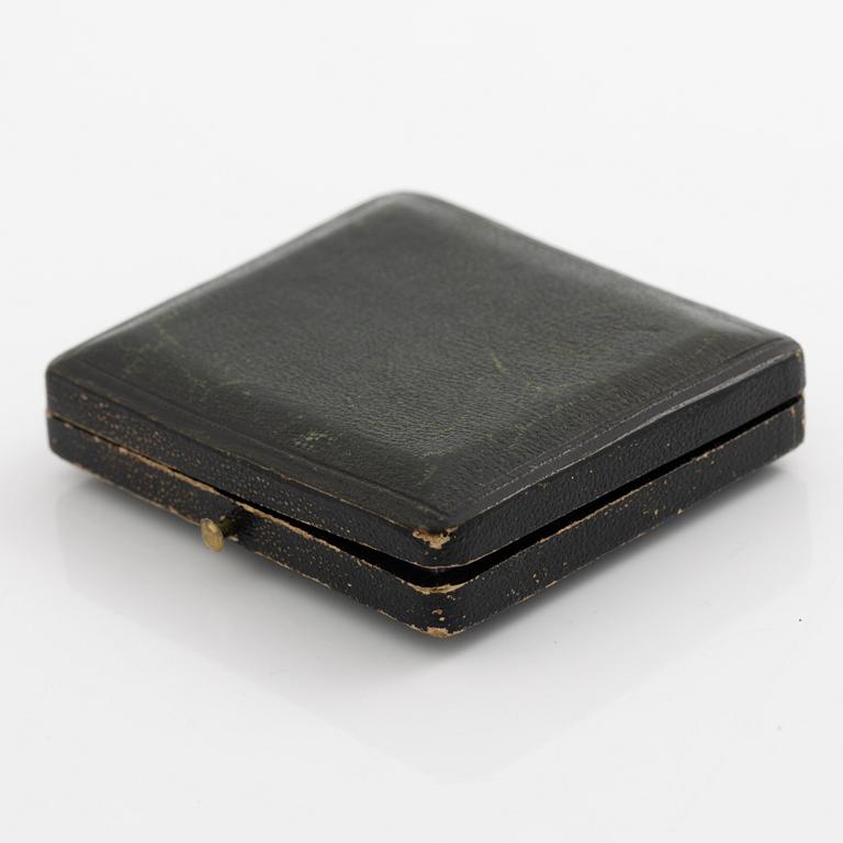 Pocket watch, 18K gold, 36.5 mm.