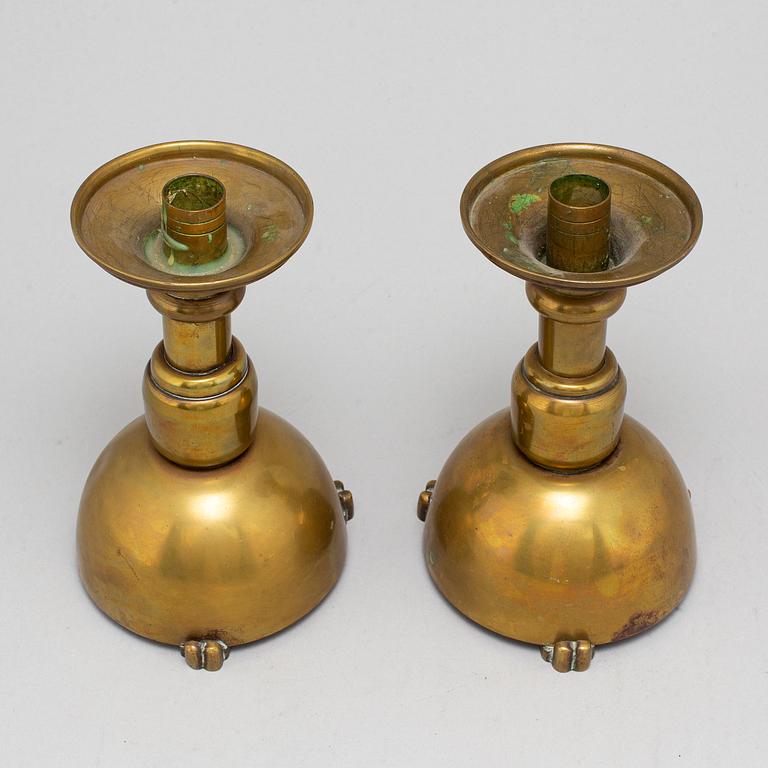 LJUSSTAKAR, ett par, mässing, art déco, 1930-tal.